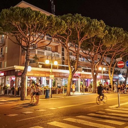 Hotel D'Annunzio Jesolo Extérieur photo
