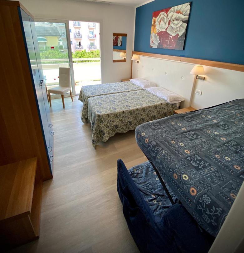 Hotel D'Annunzio Jesolo Extérieur photo