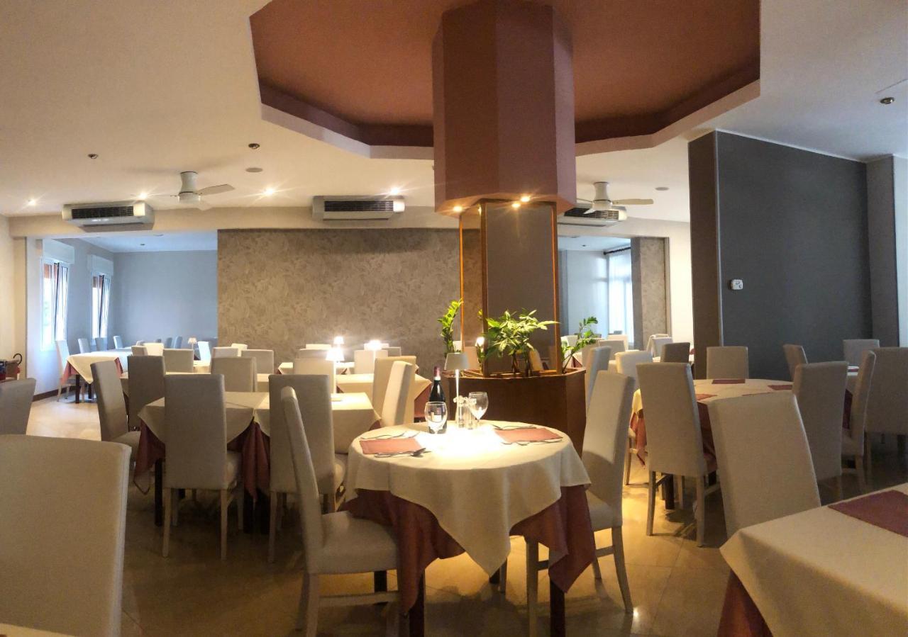 Hotel D'Annunzio Jesolo Extérieur photo